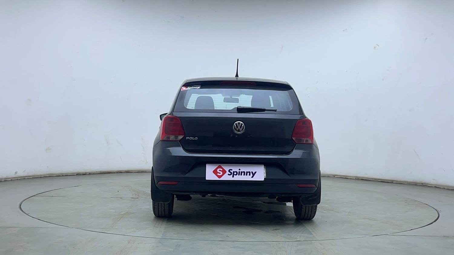 Used 2016 Volkswagen Polo Comfortline 1.2L (P) Petrol Manual exterior BACK VIEW