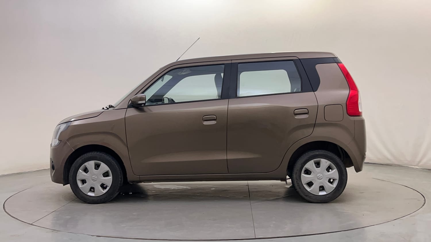 Used 2019 Maruti Suzuki Wagon R ZXi 1.2 Petrol Manual exterior LEFT SIDE VIEW