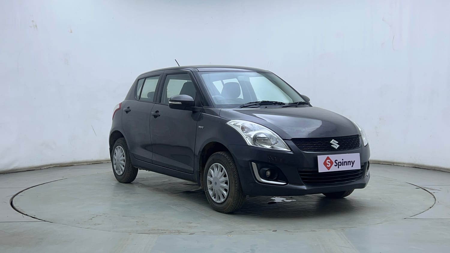 Used 2017 Maruti Suzuki Swift VXi Petrol Manual exterior RIGHT FRONT CORNER VIEW