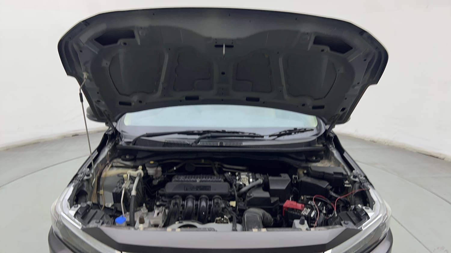 Used 2024 Honda Amaze S 1.2 Petrol MT Petrol Manual engine ENGINE & BONNET OPEN FRONT VIEW