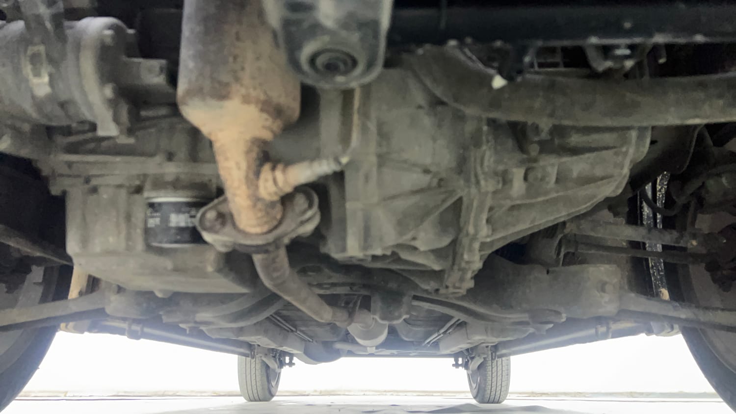 Used 2018 Maruti Suzuki Wagon R 1.0 VXI AMT Petrol Automatic extra FRONT LEFT UNDERBODY VIEW