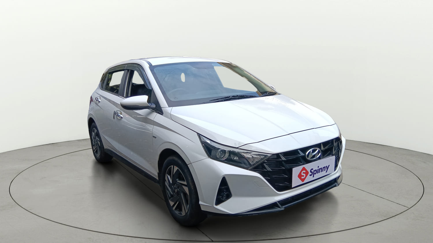 Used 2021 Hyundai i20 Asta 1.2 IVT Petrol Automatic exterior RIGHT FRONT CORNER VIEW