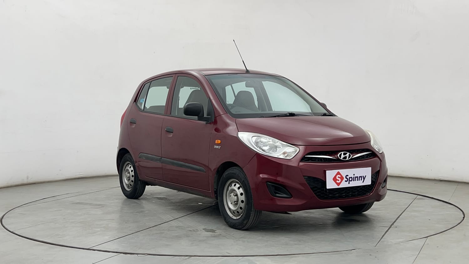 Used 2016 Hyundai i10 Magna 1.1 iRDE2 Petrol Manual exterior RIGHT FRONT CORNER VIEW