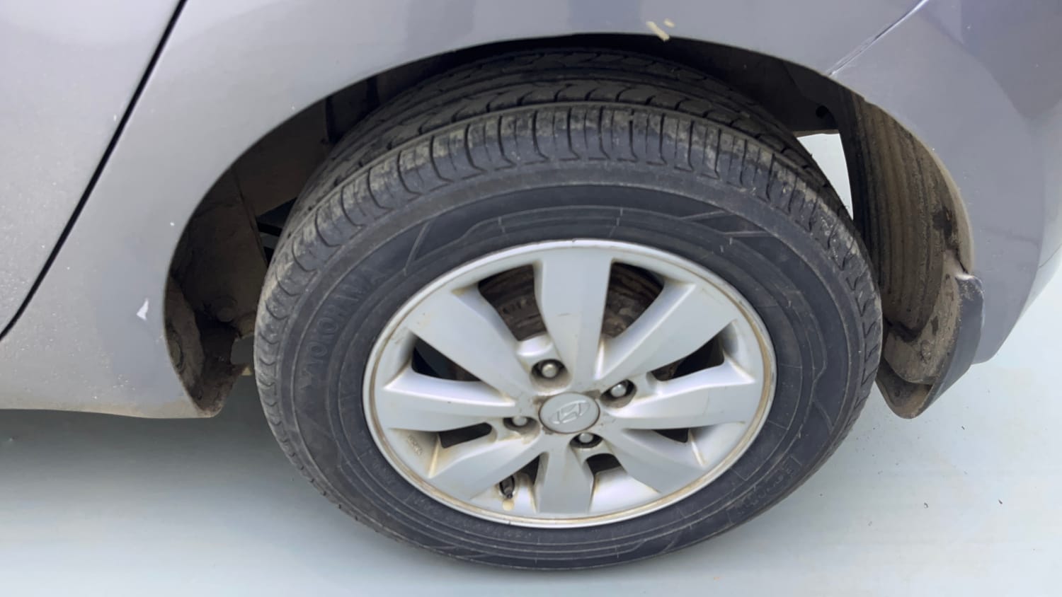 Used 2014 Hyundai i20 Asta 1.2 Petrol Manual tyres LEFT REAR TYRE RIM VIEW