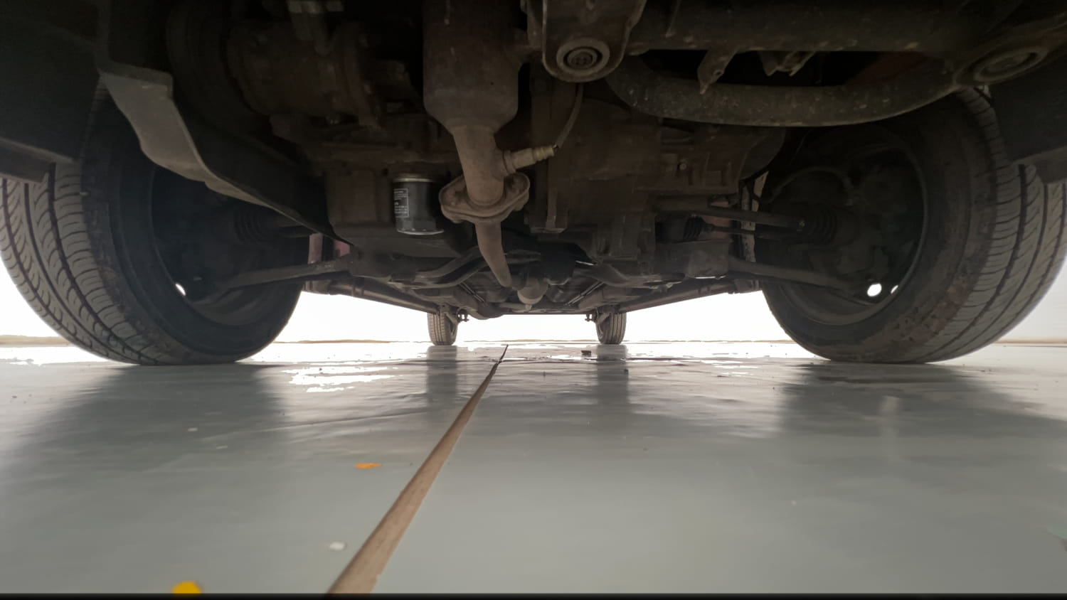 Used 2014 Maruti Suzuki Wagon R VXI Petrol Manual extra FRONT LEFT UNDERBODY VIEW