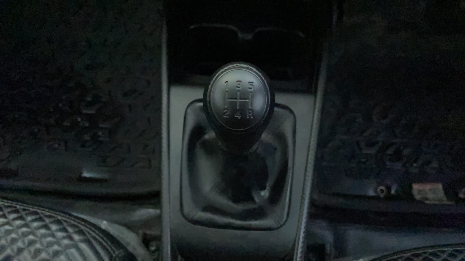 Used 2024 Maruti Suzuki Baleno Sigma MT Petrol Manual interior GEAR  KNOB VIEW