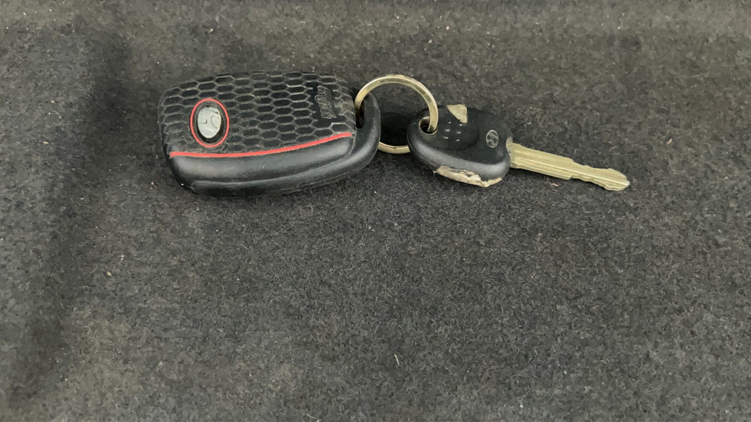 Used 2020 Hyundai Elite i20 Sportz Plus 1.2 Petrol Manual extra CAR KEY VIEW