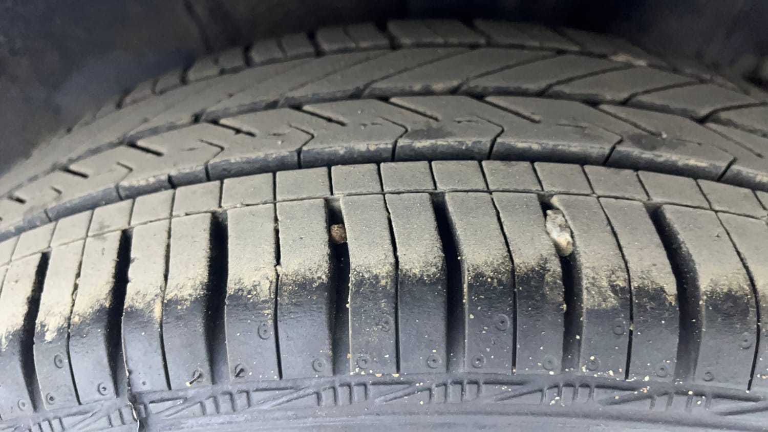 Used 2018 Hyundai Xcent SX Petrol Manual tyres LEFT REAR TYRE TREAD VIEW