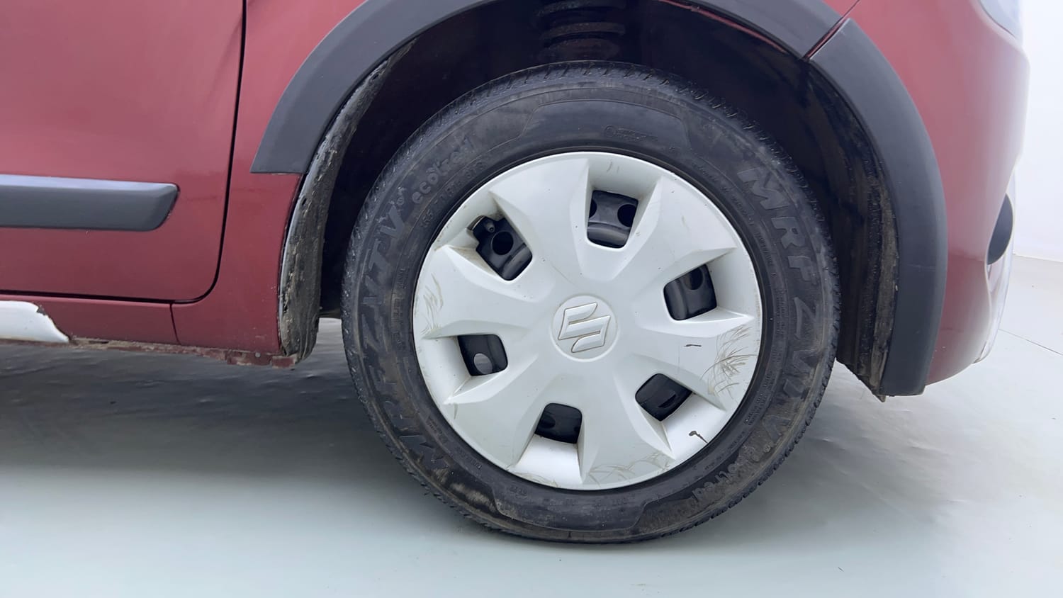 Used 2022 Maruti Suzuki Wagon R 1.0 VXi 1.0 Petrol Manual tyres RIGHT FRONT TYRE RIM VIEW
