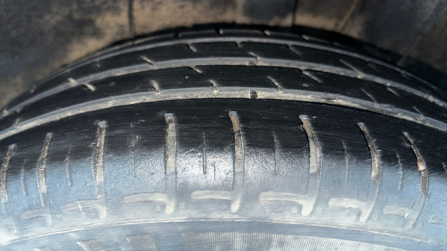 Used 2021 Hyundai Grand i10 Nios Sportz 1.2 Kappa VTVT Petrol Manual tyres LEFT REAR TYRE TREAD VIEW