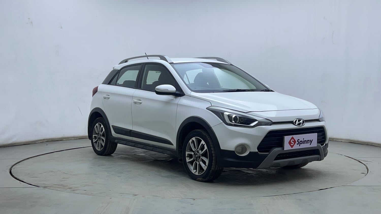 Used 2015 Hyundai i20 Active 1.2 S Petrol Manual exterior RIGHT FRONT CORNER VIEW