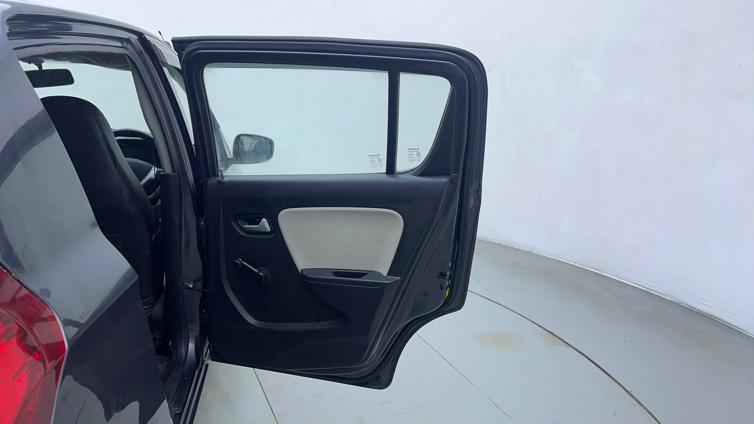 Used 2019 Maruti Suzuki Alto 800 VXi Petrol Manual interior RIGHT REAR DOOR OPEN VIEW