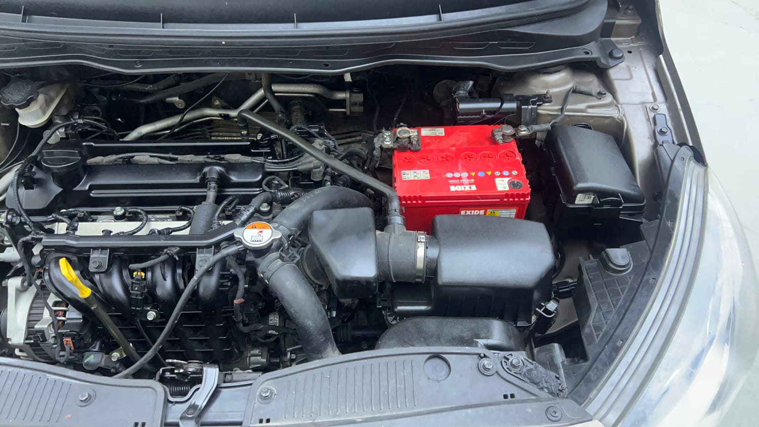 Used 2012 Hyundai i20 Magna 1.2 Petrol Manual engine ENGINE LEFT SIDE VIEW