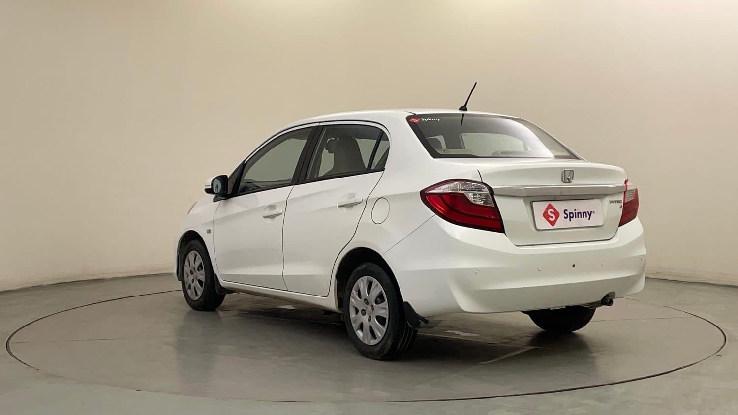 Used 2018 Honda Amaze 1.2 S i-VTEC Opt Petrol Manual exterior LEFT REAR CORNER VIEW