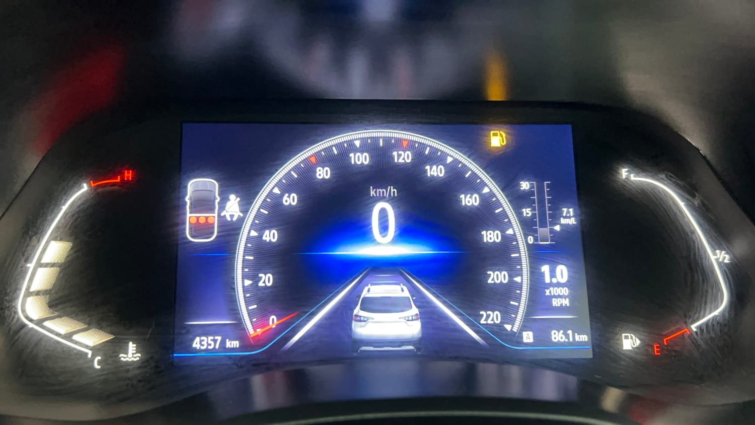 Used 2024 Renault Triber RXZ Petrol Manual interior CLUSTERMETER VIEW