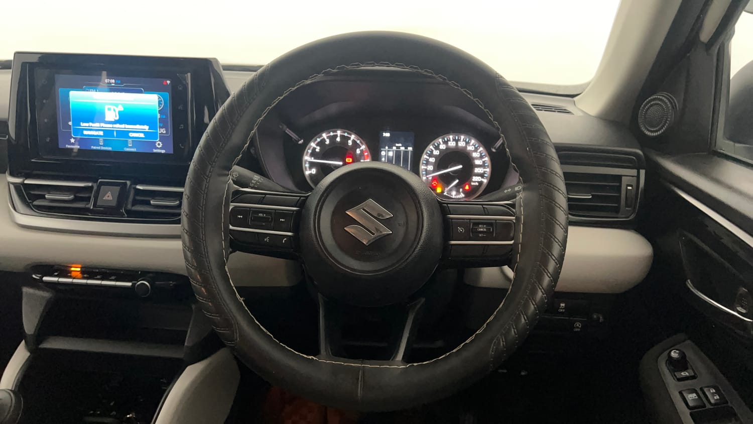Used 2026 Maruti Suzuki Victoris VXI MT 2W Petrol Manual interior STEERING VIEW