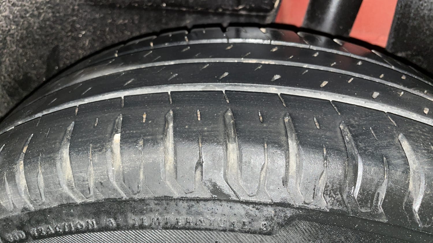 Used 2017 Maruti Suzuki Dzire ZXi Plus Petrol Manual tyres LEFT REAR TYRE TREAD VIEW