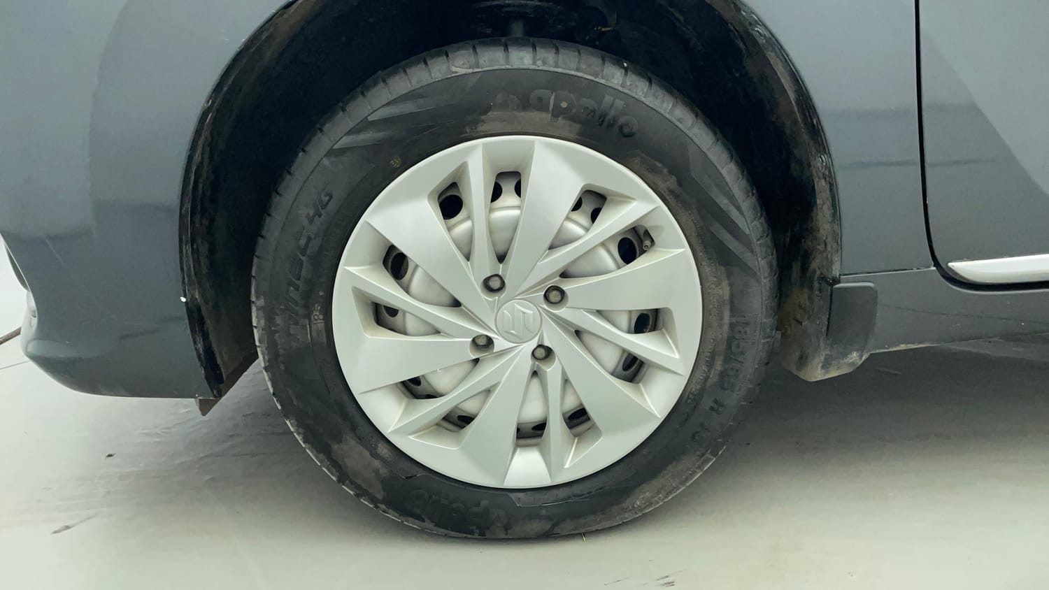 Used 2024 Maruti Suzuki Baleno Sigma MT Petrol Manual tyres LEFT FRONT TYRE RIM VIEW