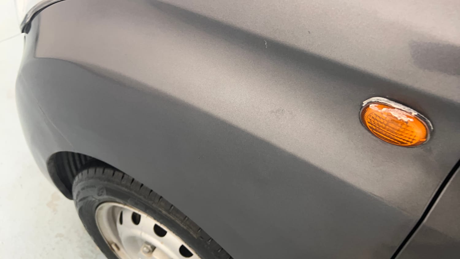 Used 2017 Hyundai Eon Era + AirBag Petrol Manual dents MINOR DENT
