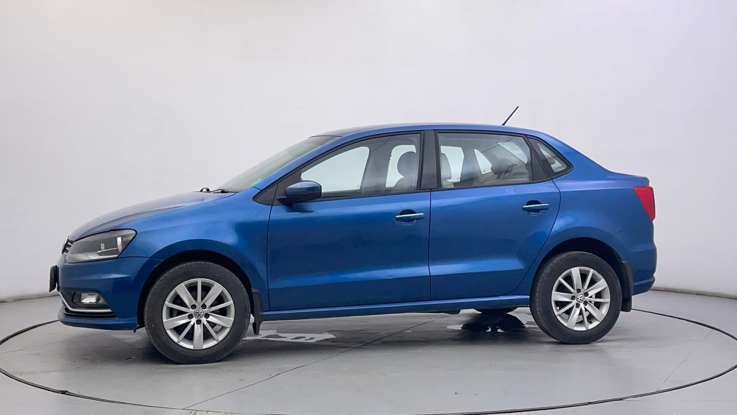 Used 2017 Volkswagen Ameo Highline1.2L (P) Petrol Manual exterior LEFT SIDE VIEW