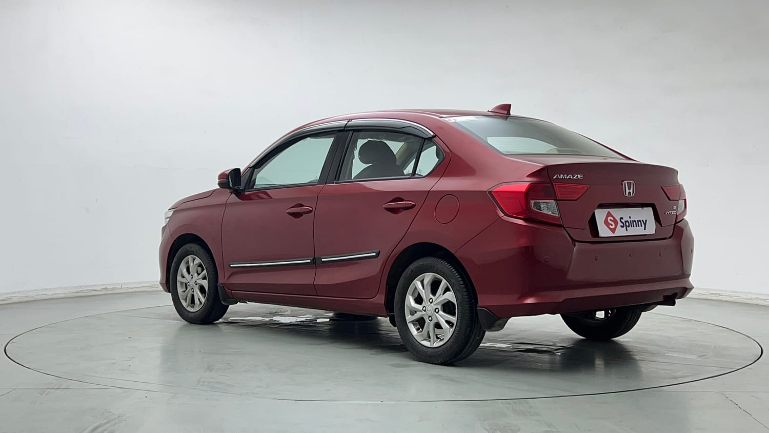 Used 2018 Honda Amaze 1.2 V CVT Petrol Petrol Automatic exterior LEFT REAR CORNER VIEW