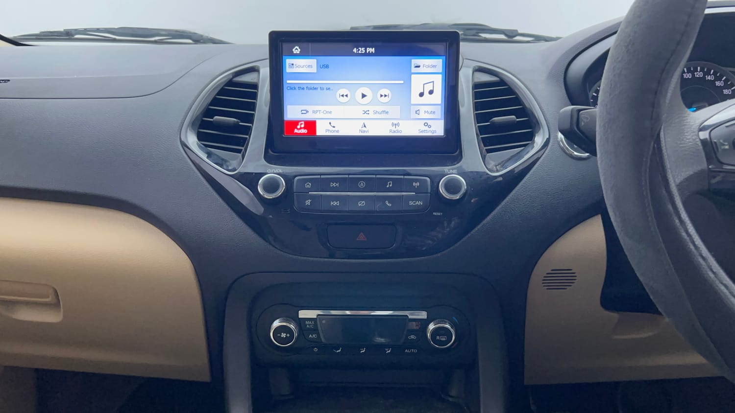 Used 2019 Ford Figo Aspire Titanium1.5 TDCi Diesel Manual interior MUSIC SYSTEM & AC CONTROL VIEW