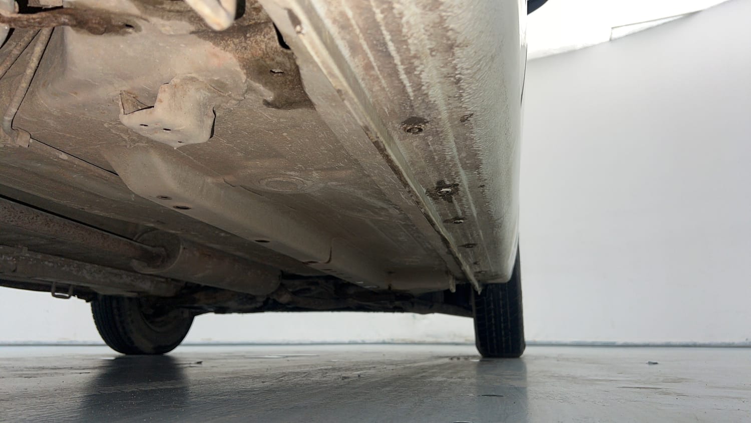 Used 2018 Maruti Suzuki Celerio LXi Petrol Manual extra REAR RIGHT UNDERBODY VIEW