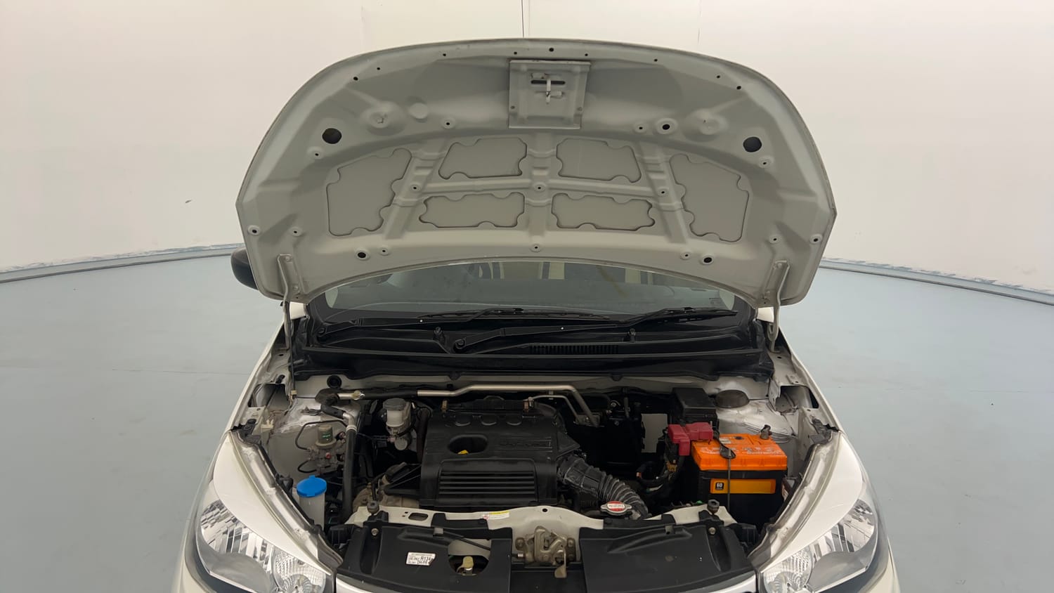 Used 2018 Maruti Suzuki Celerio LXi Petrol Manual engine ENGINE & BONNET OPEN FRONT VIEW