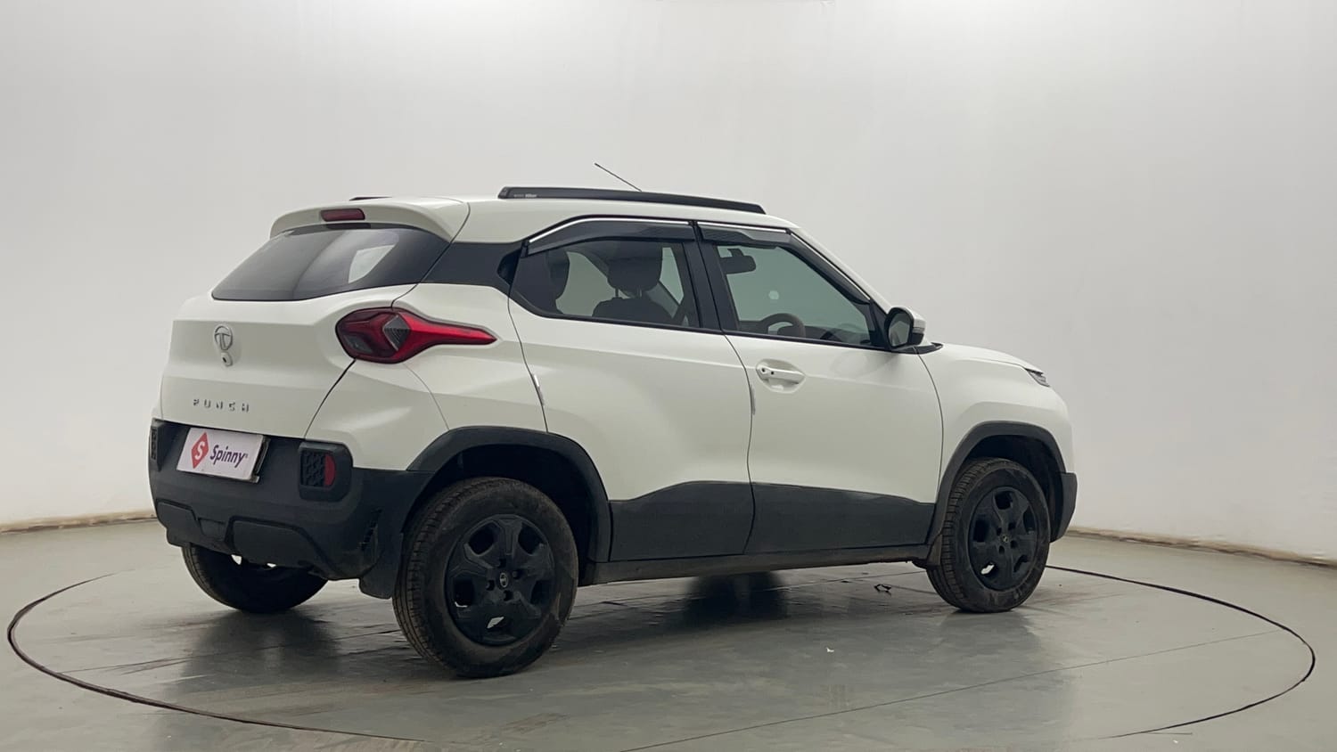 Used 2023 Tata Punch Accomplished MT Petrol Manual exterior RIGHT REAR CORNER VIEW