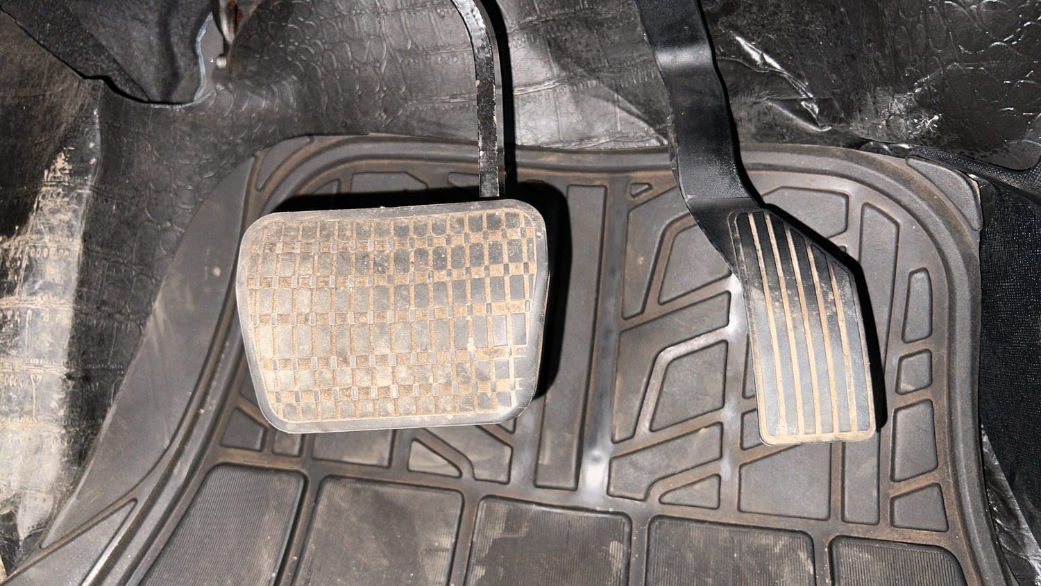 Used 2019 Tata Nexon XZA Plus Petrol Dual Tone Petrol Automatic interior PEDALS VIEW