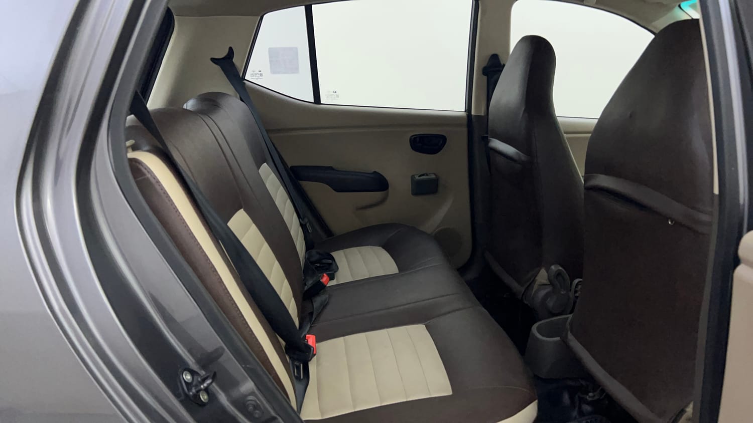Used 2012 Hyundai i10 Era 1.1 iRDE2 Petrol Manual interior RIGHT SIDE REAR DOOR CABIN VIEW