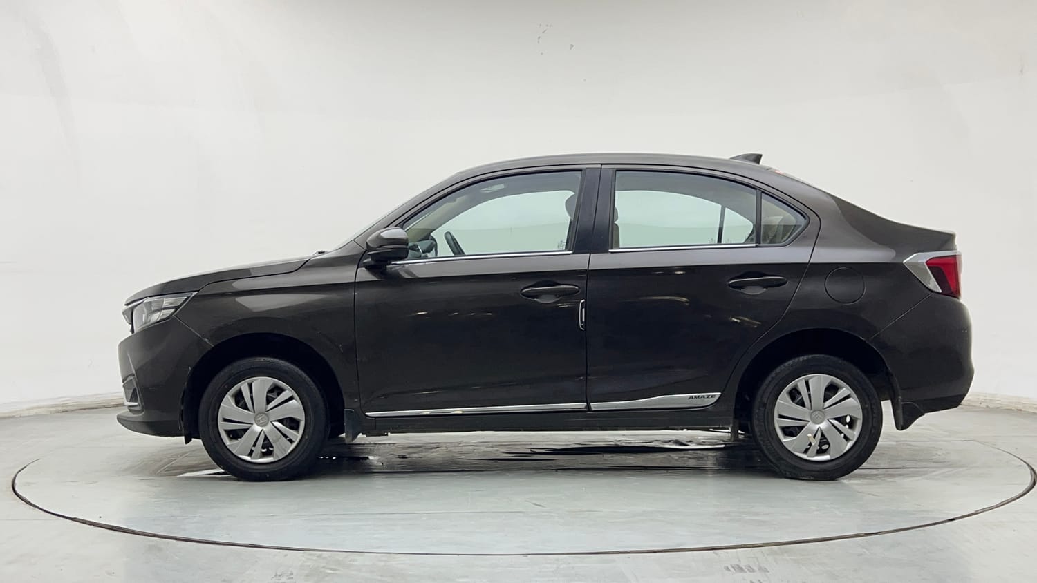Used 2024 Honda Amaze S 1.2 Petrol MT Petrol Manual exterior LEFT SIDE VIEW