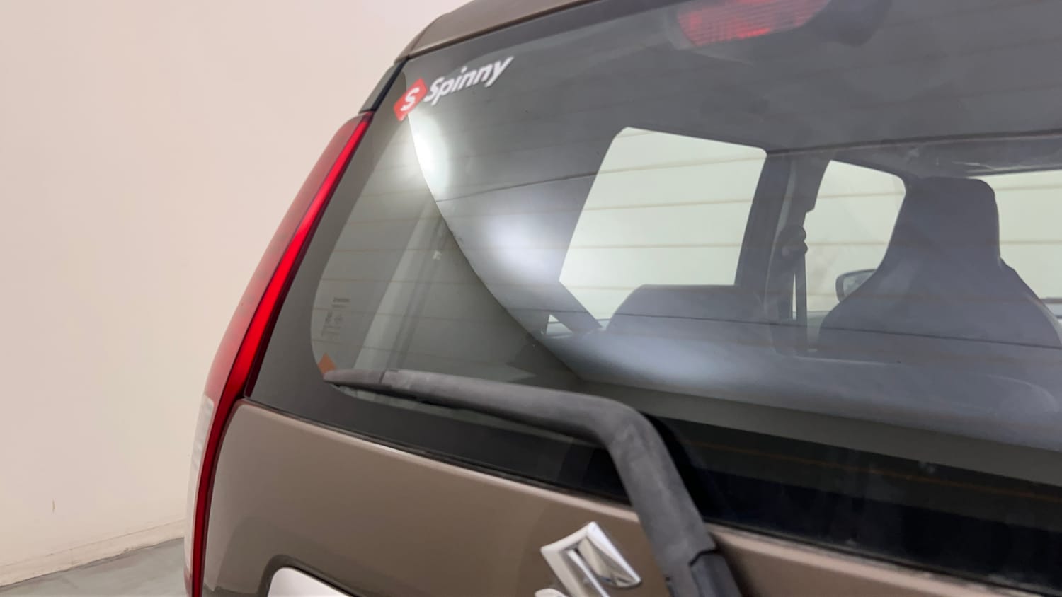 Used 2019 Maruti Suzuki Wagon R ZXi 1.2 Petrol Manual top_features Rear wiper