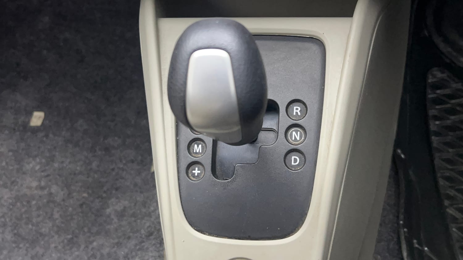 Used 2017 maruti-suzuki Alto K10 VXi (O) AMT Petrol Automatic interior GEAR  KNOB VIEW