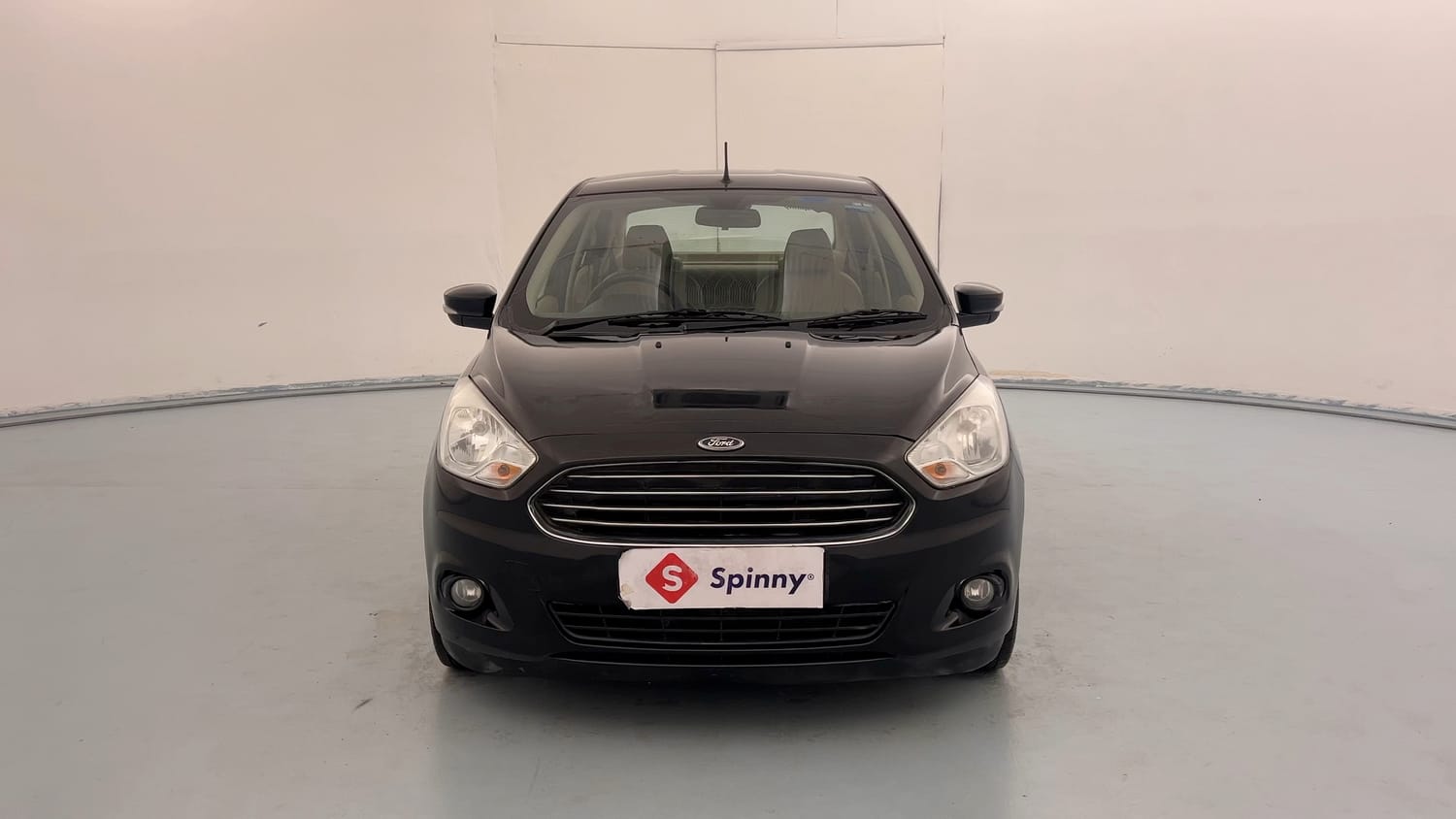 Used 2016 Ford Figo Aspire Titanium 1.2 Ti-VCT Petrol Manual exterior FRONT VIEW