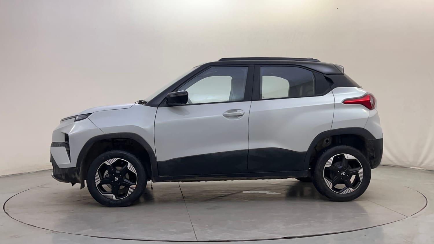 Used 2024 Tata Punch EV Empowered Plus 3.3 Electric Automatic exterior LEFT SIDE VIEW