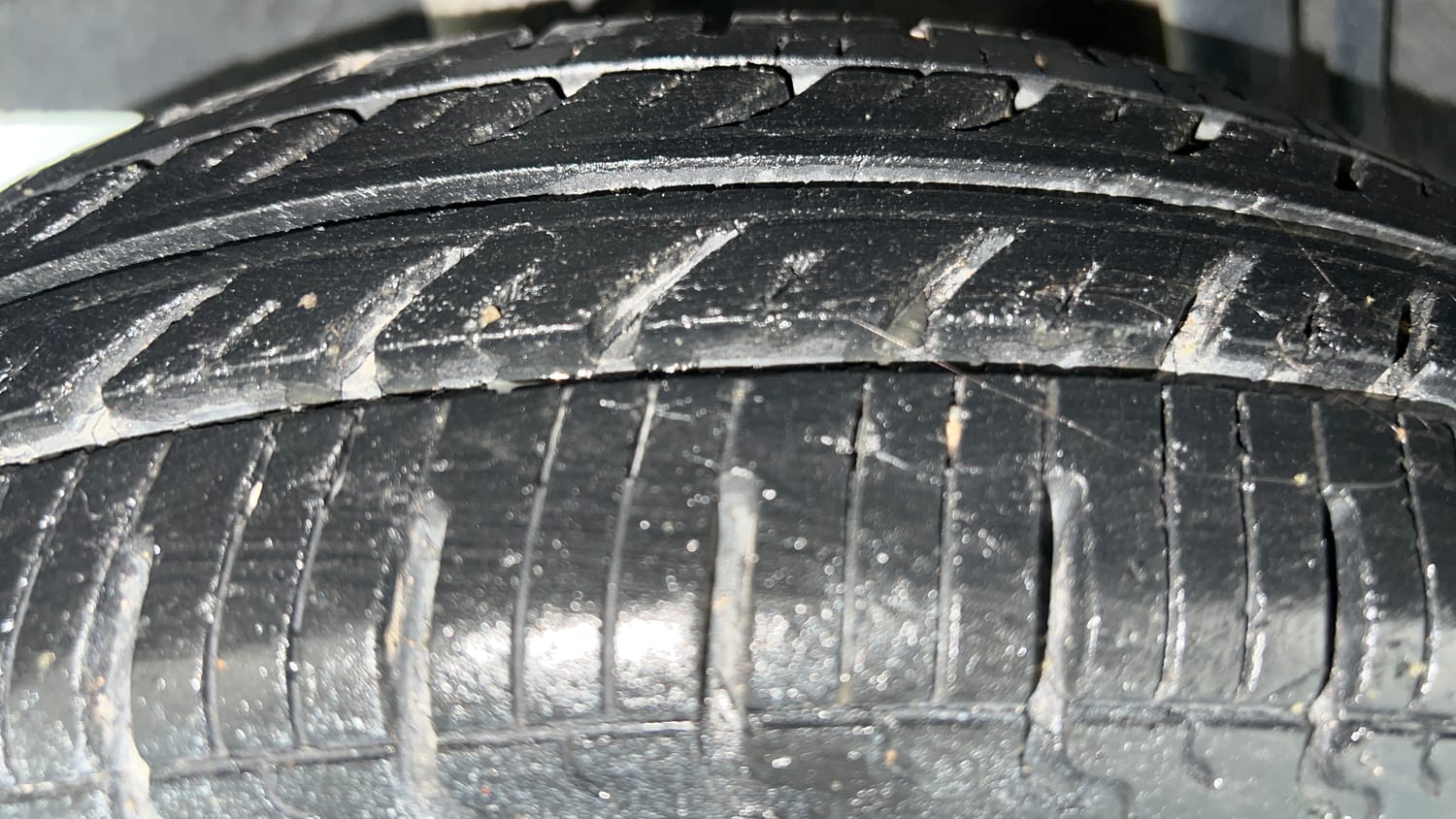 Used 2017 Renault Kwid 1.0 RXL Petrol Manual tyres RIGHT REAR TYRE TREAD VIEW
