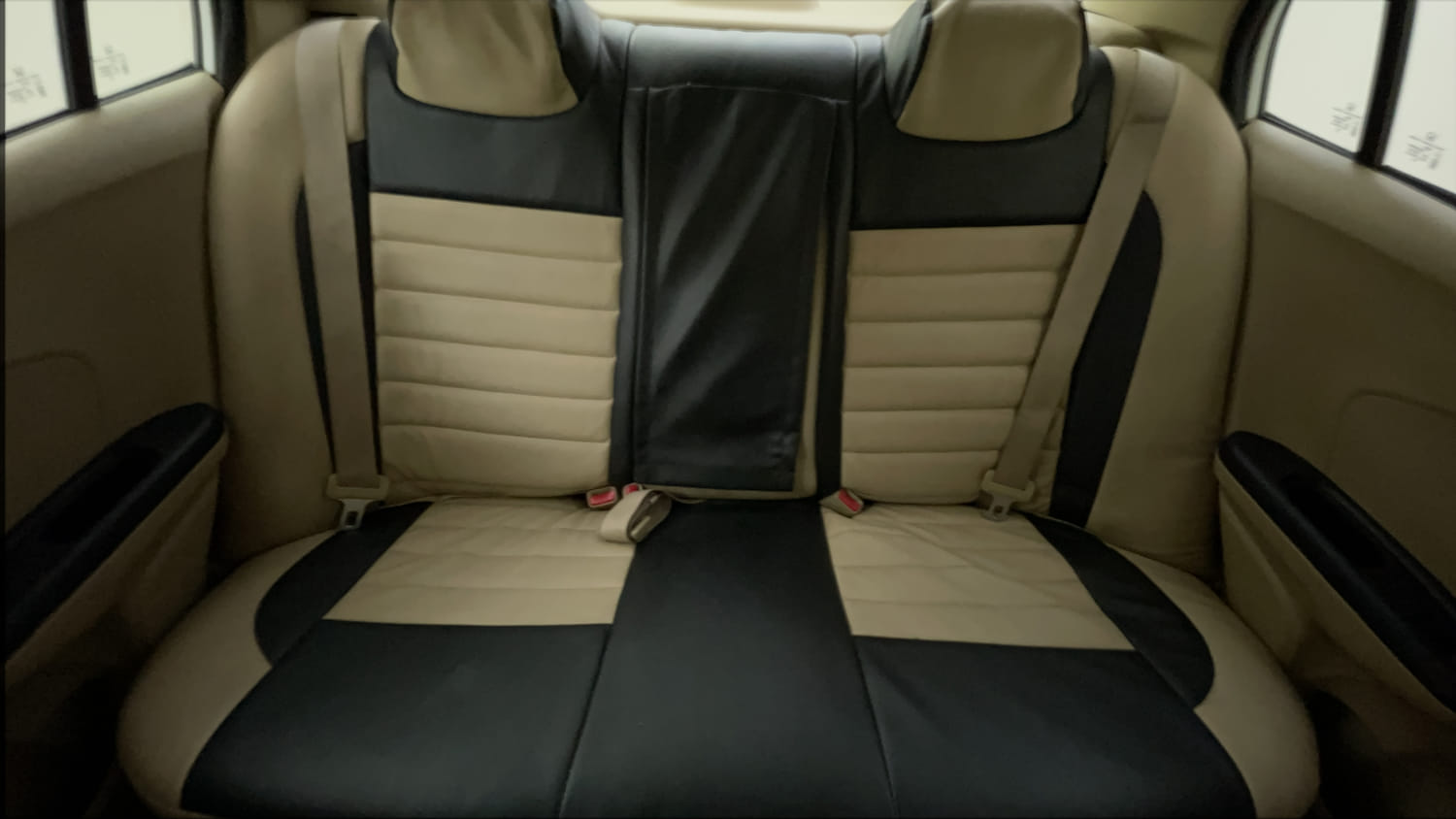 Used 2018 Honda Amaze 1.2 S i-VTEC Opt Petrol Manual interior REAR SEAT CONDITION VIEW