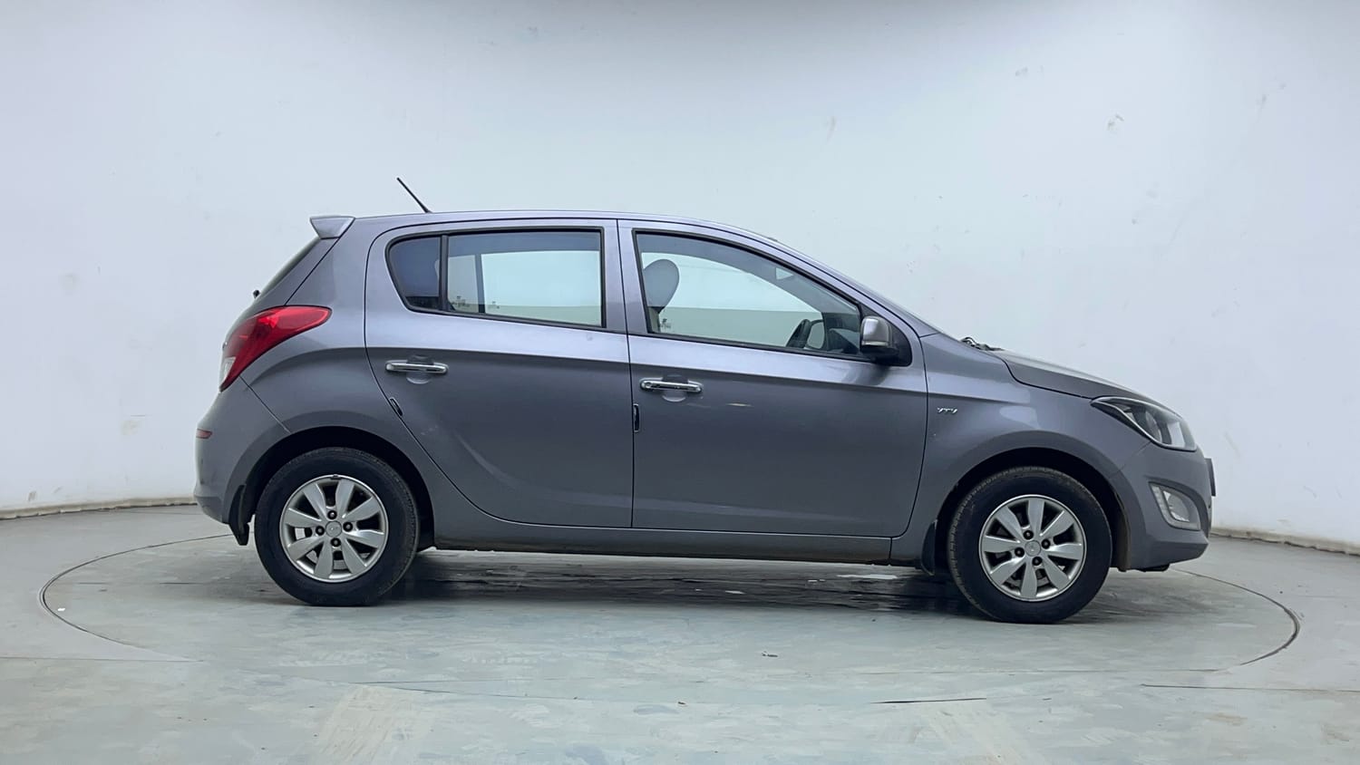 Used 2014 Hyundai i20 Asta 1.2 Petrol Manual exterior RIGHT SIDE VIEW