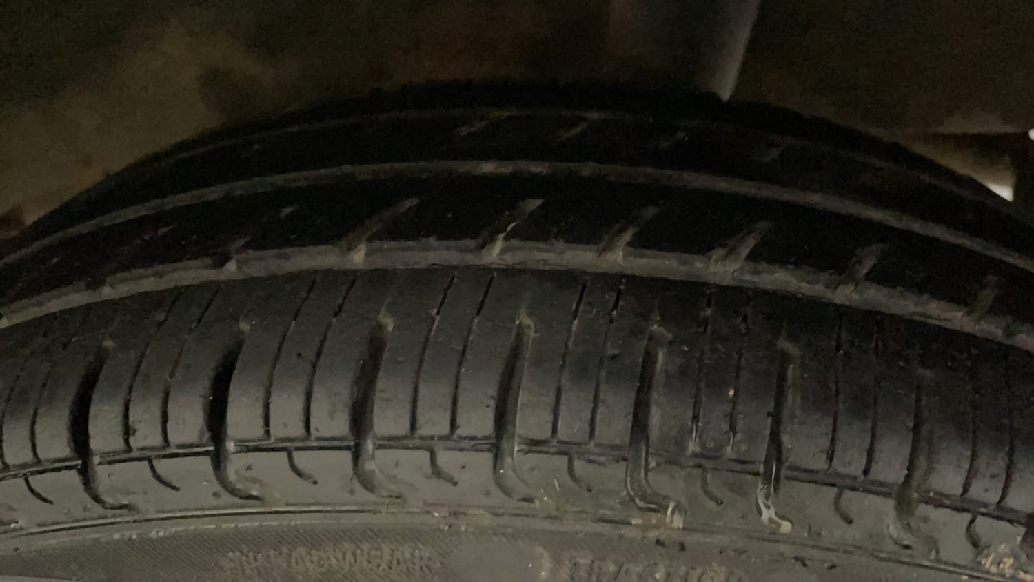 Used 2017 Renault Kwid CLIMBER 1.0 Petrol Manual tyres LEFT REAR TYRE TREAD VIEW