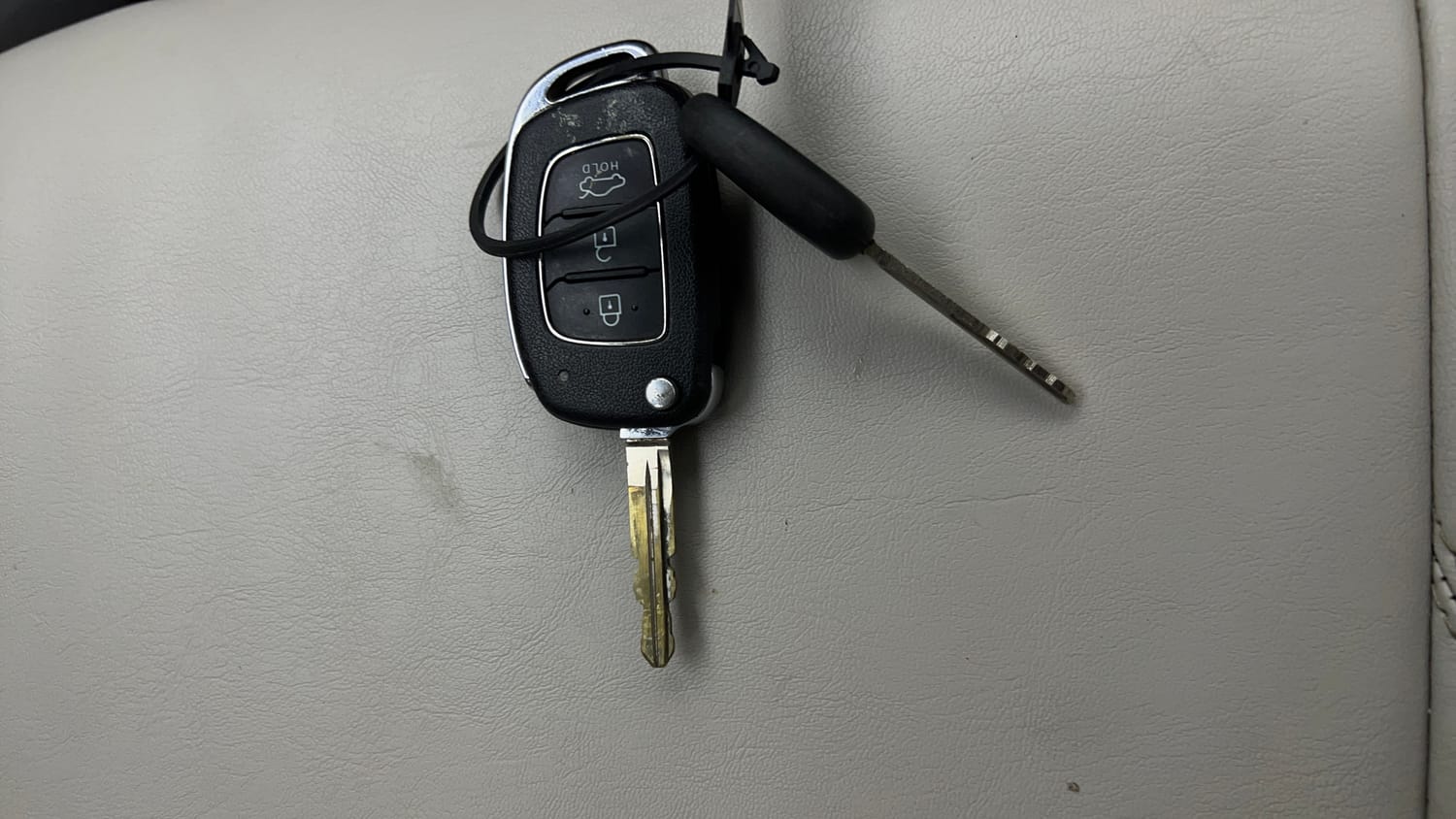 Used 2021 Hyundai Grand i10 Nios Sportz 1.2 Kappa VTVT Petrol Manual extra CAR KEY VIEW