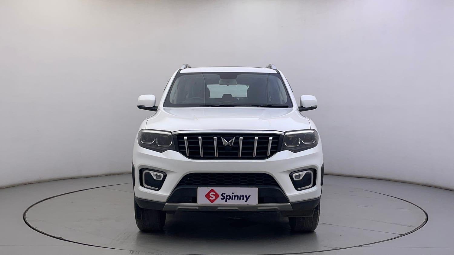 Used 2023 Mahindra Scorpio N Z8 L Petrol AT 7 STR Petrol Automatic exterior FRONT VIEW
