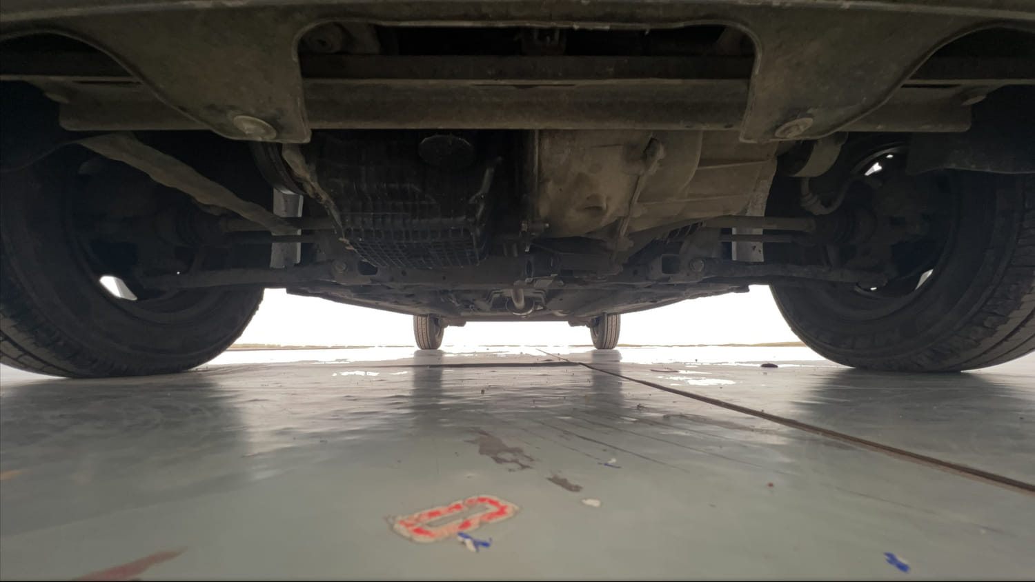 Used 2019 Renault Kwid CLIMBER 1.0 Petrol Manual extra FRONT LEFT UNDERBODY VIEW