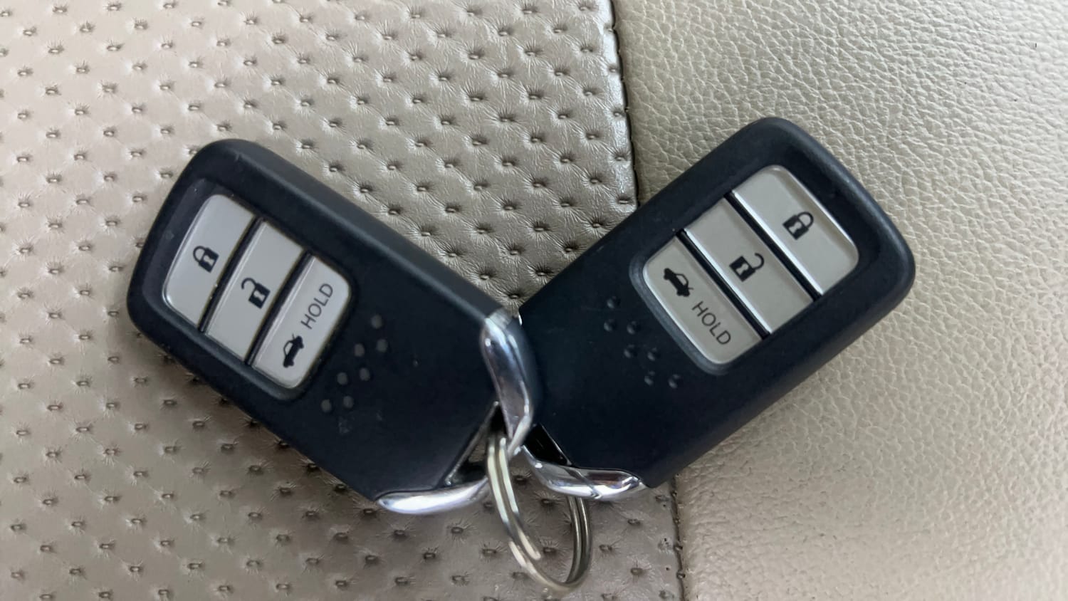 Used 2018 Honda Amaze 1.5 V CVT Diesel Diesel Automatic extra CAR KEY VIEW
