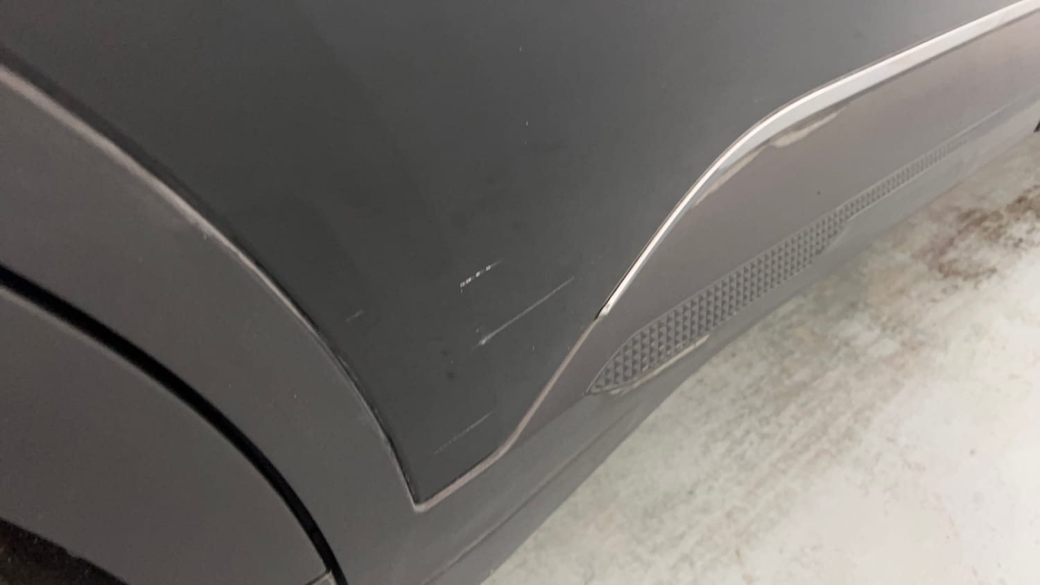 Used 2022 Kia Carens Prestige Plus 1.4 Petrol MT 7 STR Petrol Manual dents MINOR SCRATCH