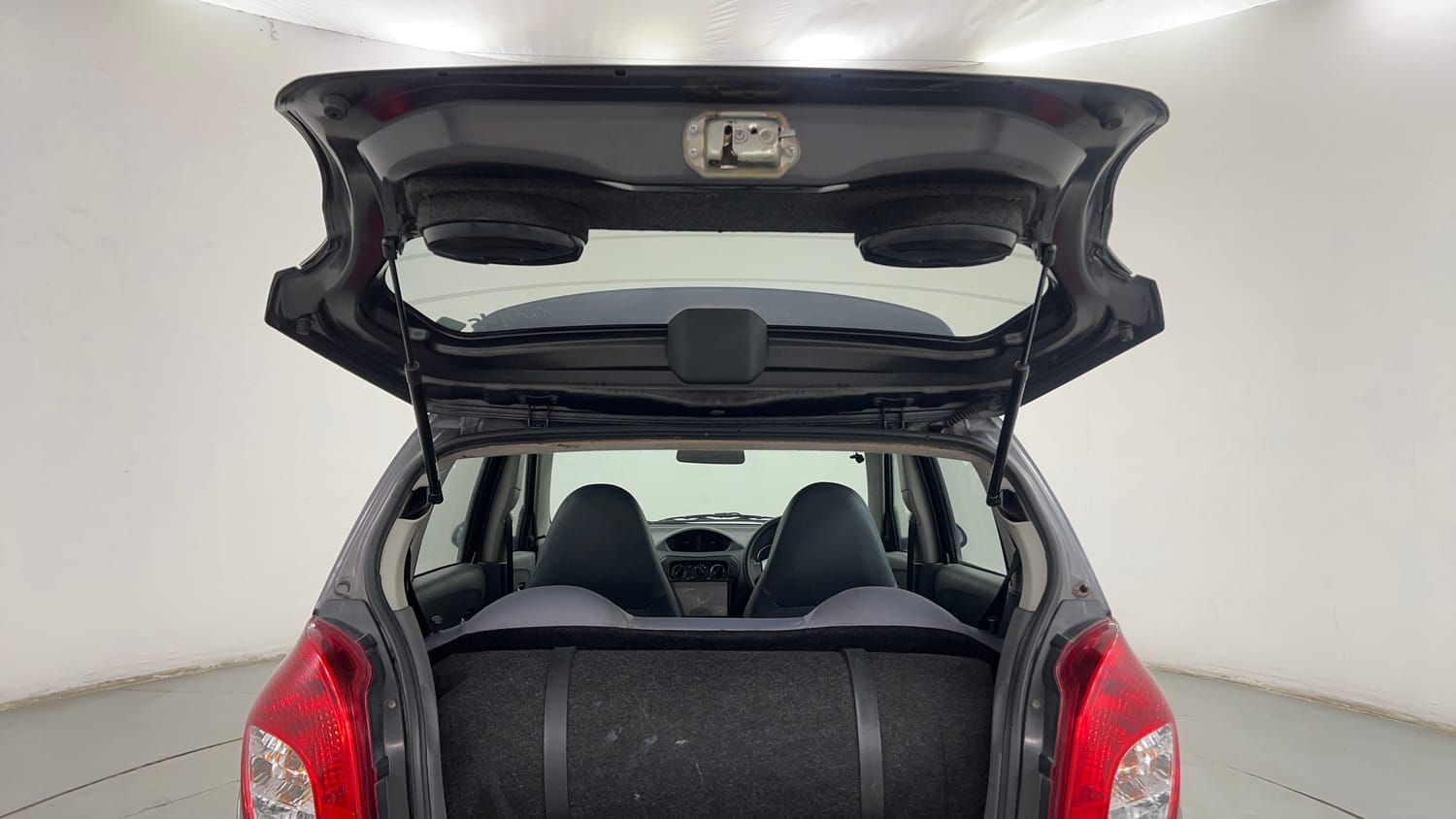 Used 2014 Maruti Suzuki Alto 800 LXI CNG (outside fitted) Cng Manual interior DICKY DOOR OPEN VIEW