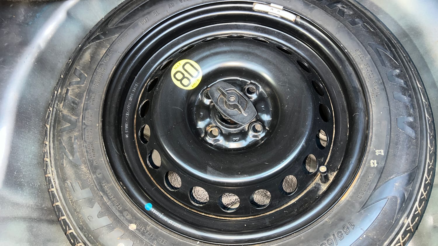 Used 2018 Maruti Suzuki Baleno Zeta 1.2 AT Petrol Automatic tyres SPARE TYRE VIEW