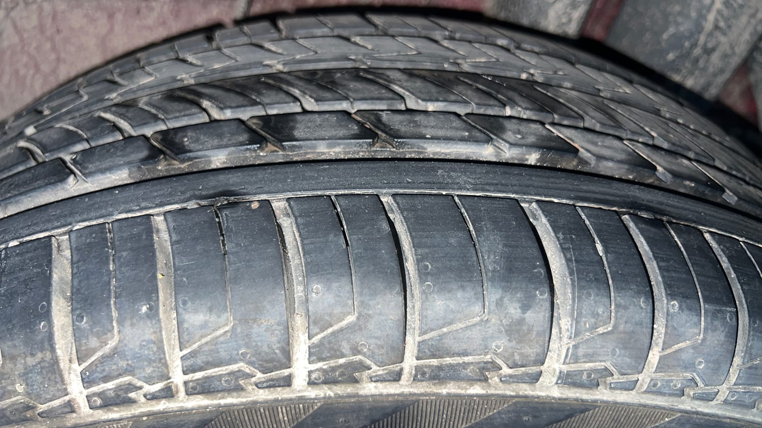 Used 2015 Hyundai i20 Active 1.2 S Petrol Manual tyres LEFT REAR TYRE TREAD VIEW