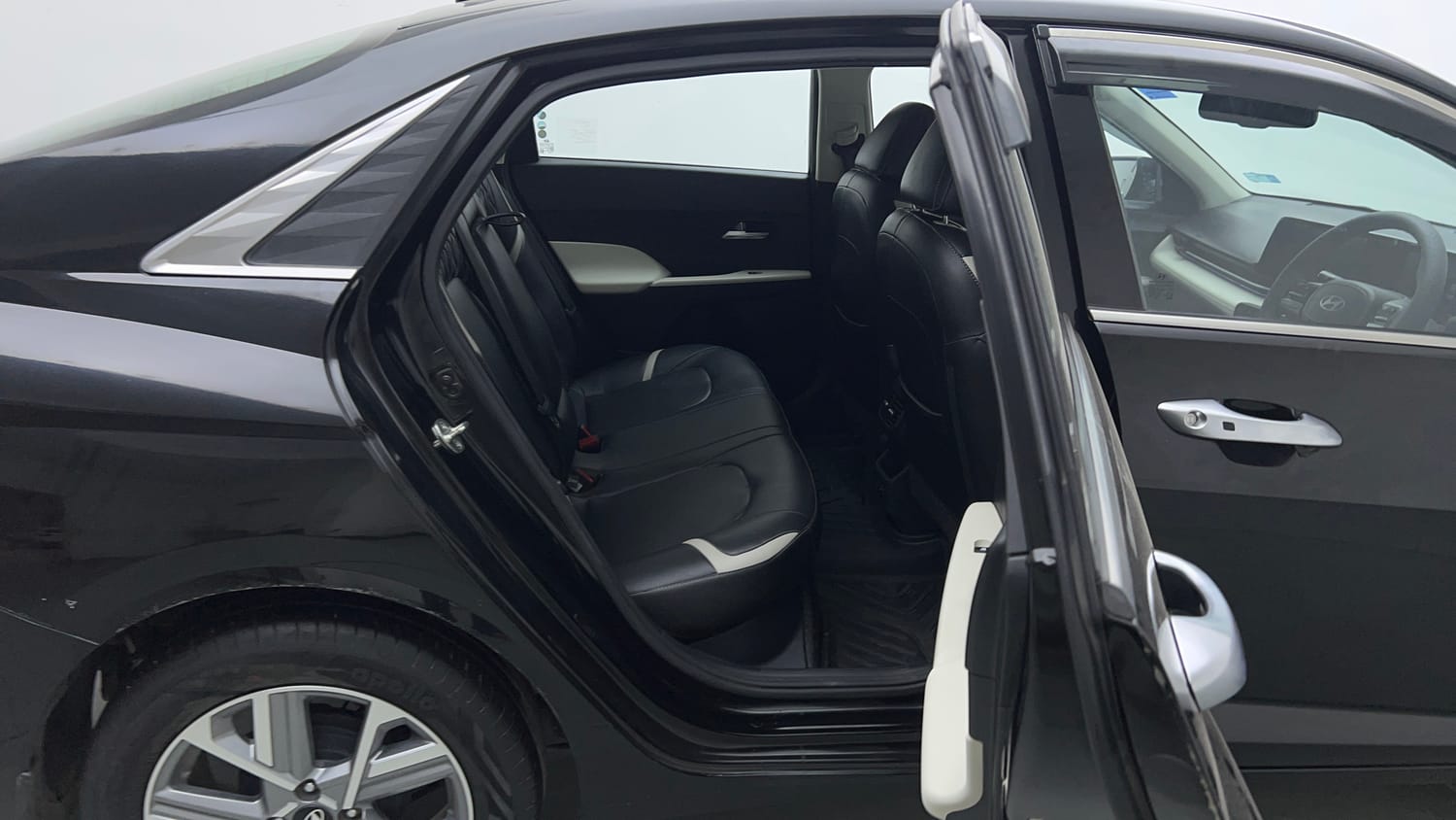 Used 2024 Hyundai Verna SX 1.5 Petrol MT Petrol Manual interior RIGHT SIDE REAR DOOR CABIN VIEW