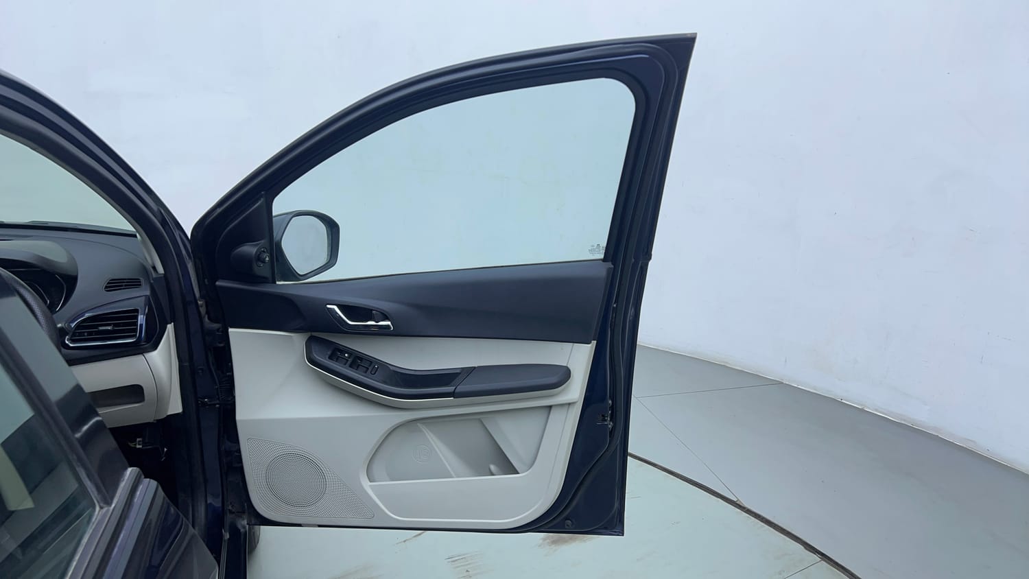Used 2022 Tata Tiago XZ Plus Petrol Manual interior RIGHT FRONT DOOR OPEN VIEW